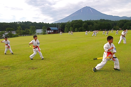 2014サマーキャンプ最終日早朝ヌンチャク1